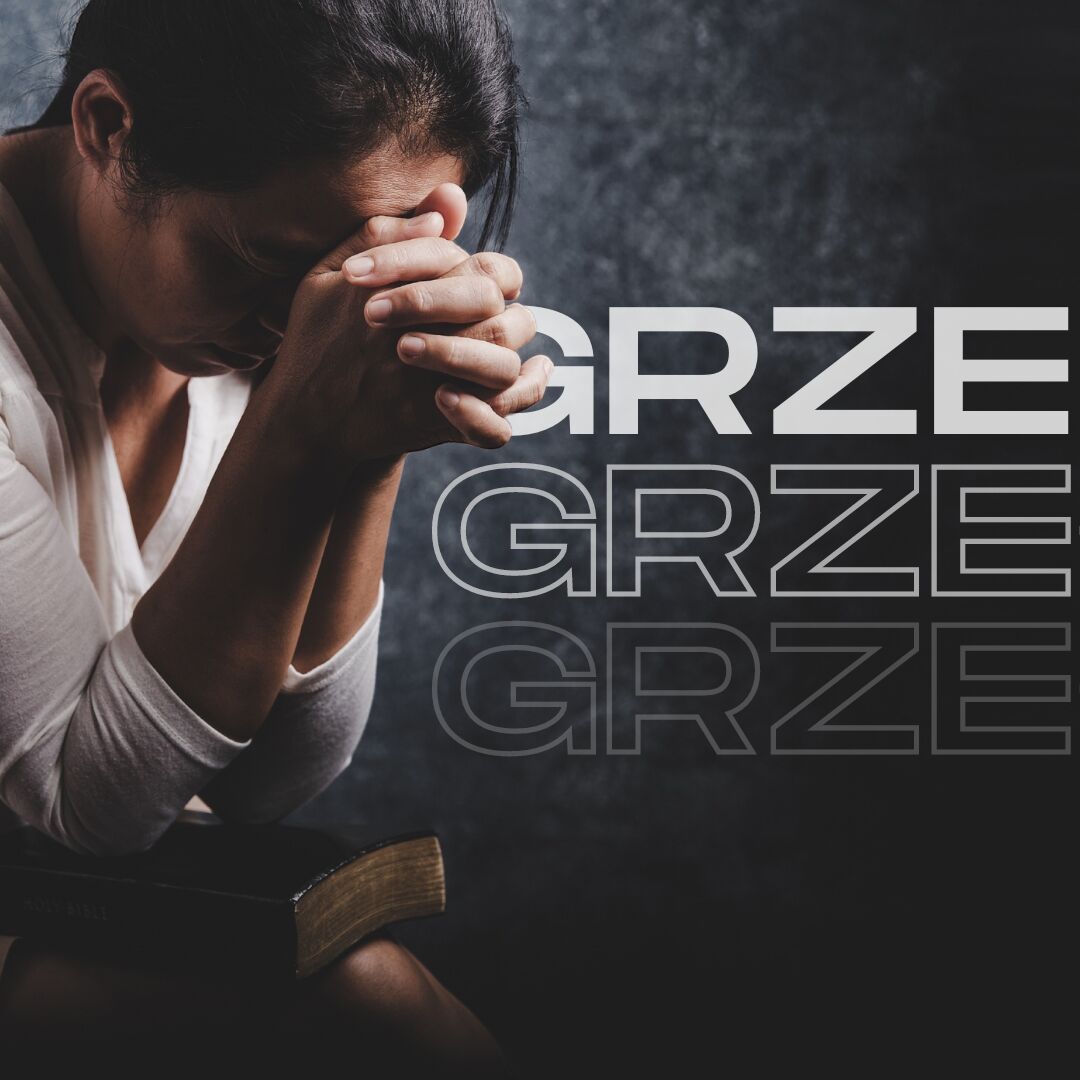 Według Katechizmu Kościoła Katolickiego grzech jest brakiem prawdziwej miłości względem Boga i bliźniego.