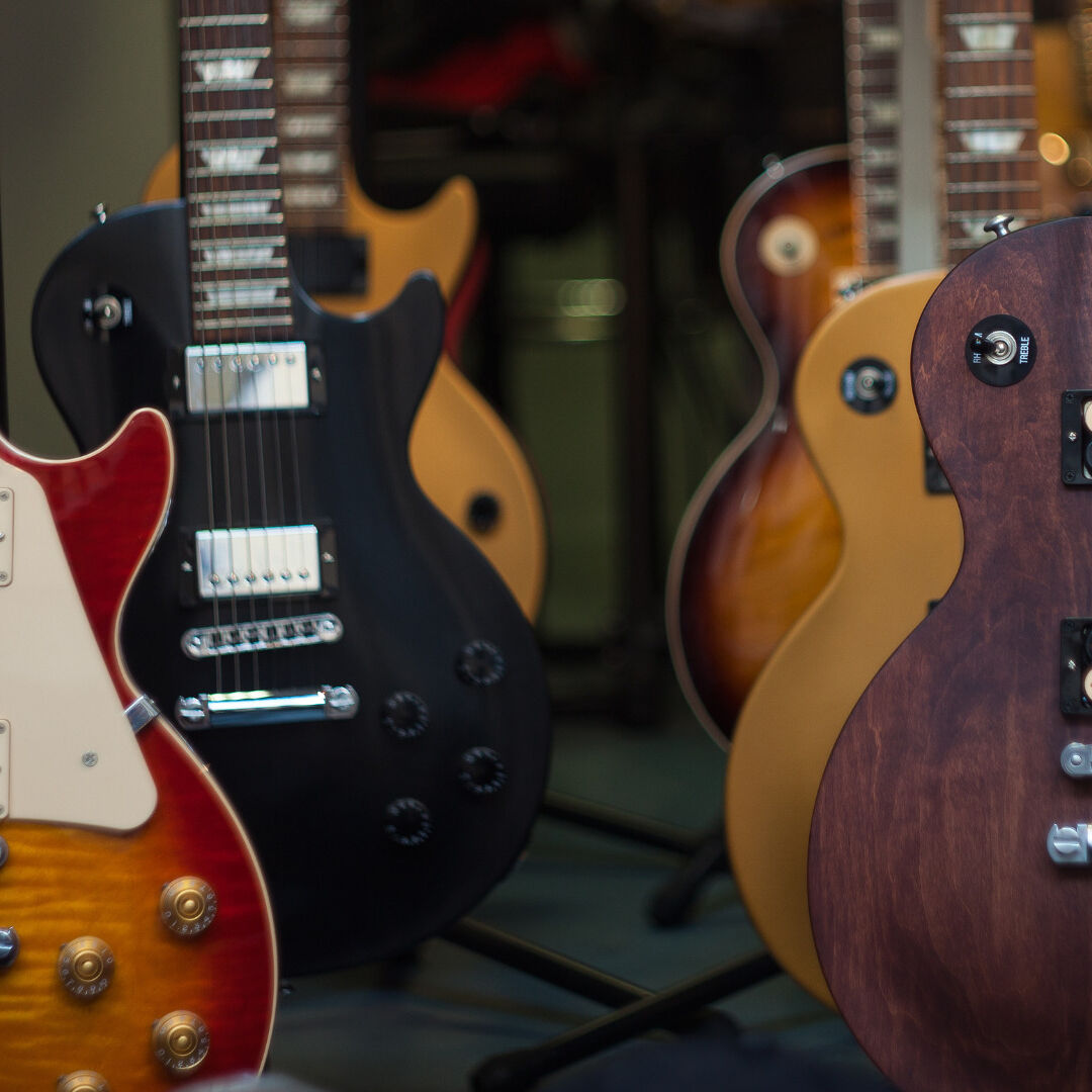 Jaką gitarę wybrać? Poradnik kupującego